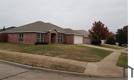 1st image of 1065 Magnolia Ln
