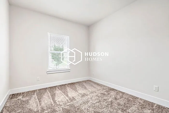 2813 Woodbrook Dr — Photo 8