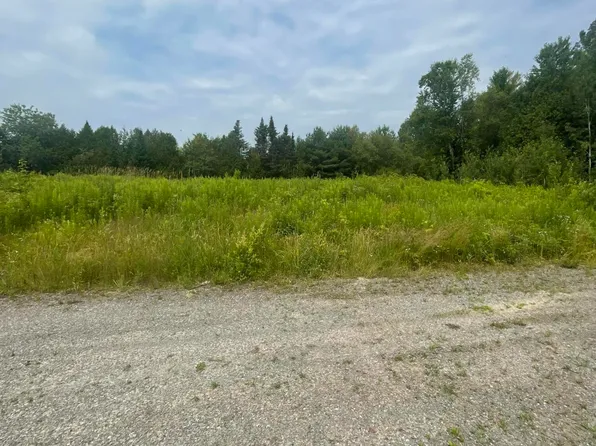 22 Warden Way, Oakland, ME 04963