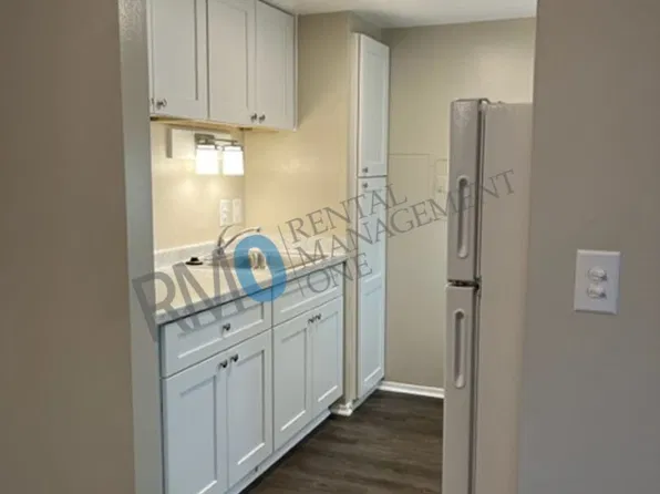 841 Ludlow Ave APT 203, Rochester, MI 48307
