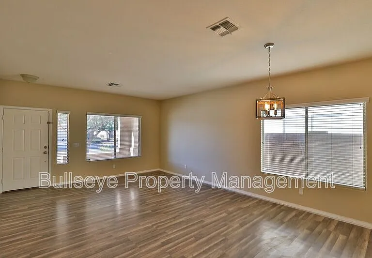 44178 W Venture Ln — Photo 7