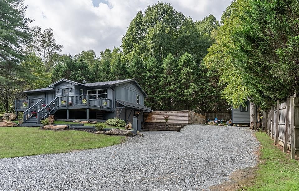 1st image of 5 Britannia Drive