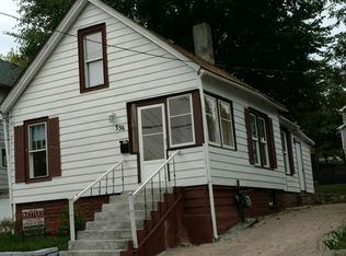 336 Rosewood Ave, Aurora, IL 60505