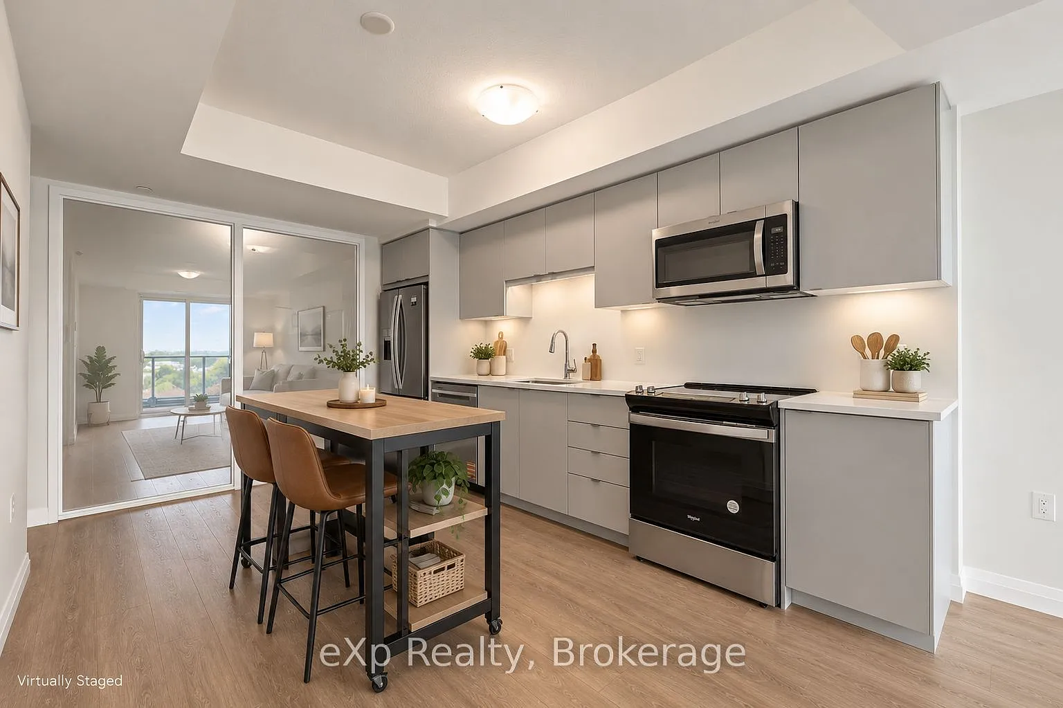 2 bed, $2,600 — Photo 1