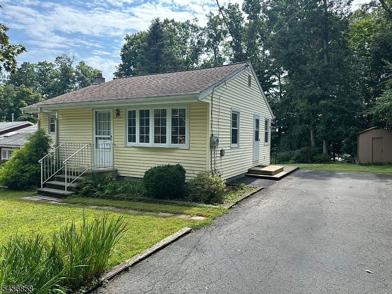 1st image of 97 Cayuga Ave