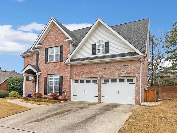 3rd image of 589 White Stone Way