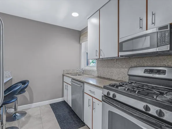 42-30 Douglaston Parkway image 8 of 27