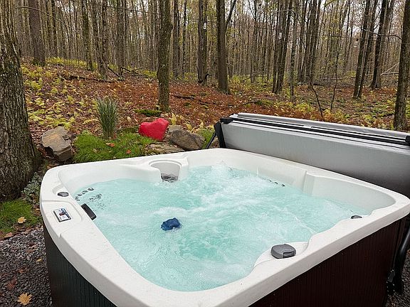5th image of 1154 Arrowhead Dr