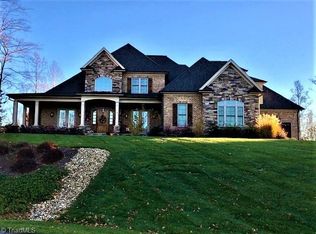 165 Windjammer Ln, Stokesdale, NC 27357