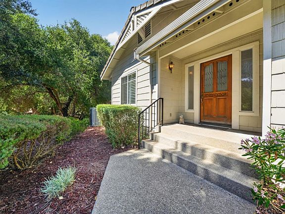 4th image of 8718 McCarty Ranch Dr