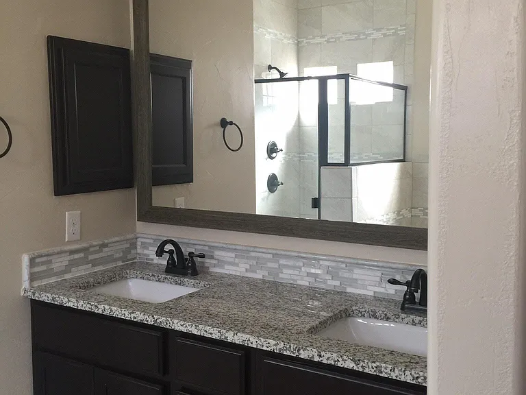 14668 Sunny Land Ave — Photo 5