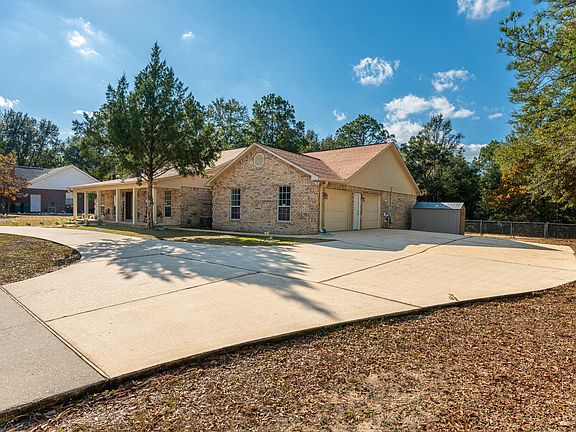 3rd image of 6100 Dogwood Dr W