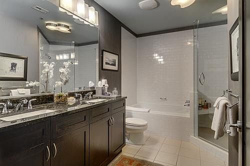 3rd image of 900 20th Ave S APT 802
