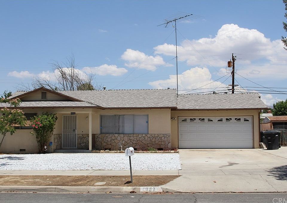 1st image of 952 E Johnston Ave