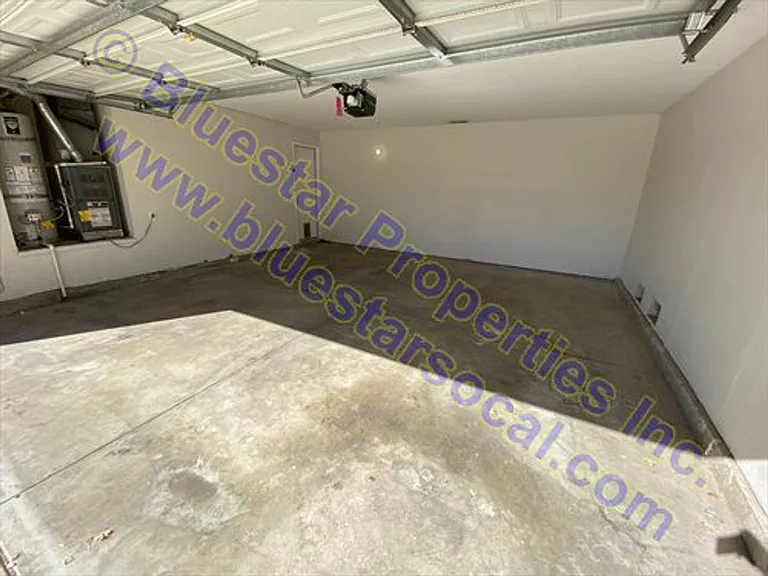 10840 Floral St — Photo 14