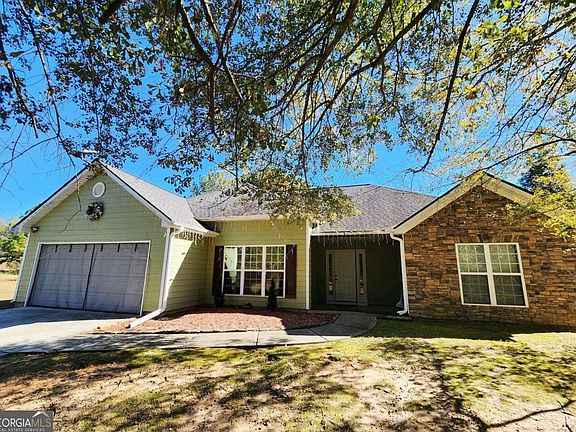 2nd image of 3920 Rosebud Rd