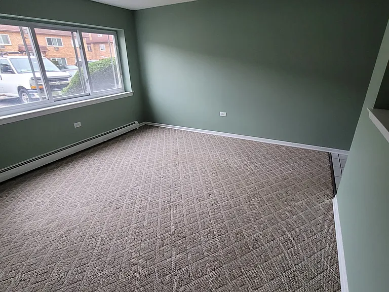 1225 E Woodbury Ln #1B — Photo 2