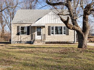 13315 Meadowlawn Dr, Louisville, KY 40272