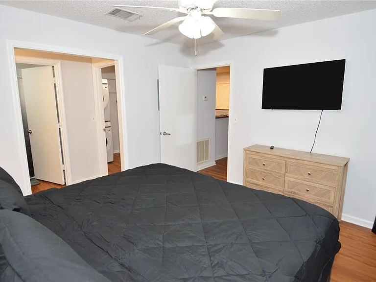 11901 4th St N #9105 — Photo 32