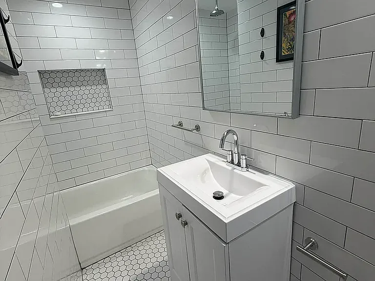 342 Union St #2 — Photo 9