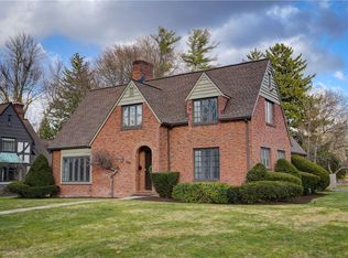 200 Grosvenor Rd, Rochester, NY 14610