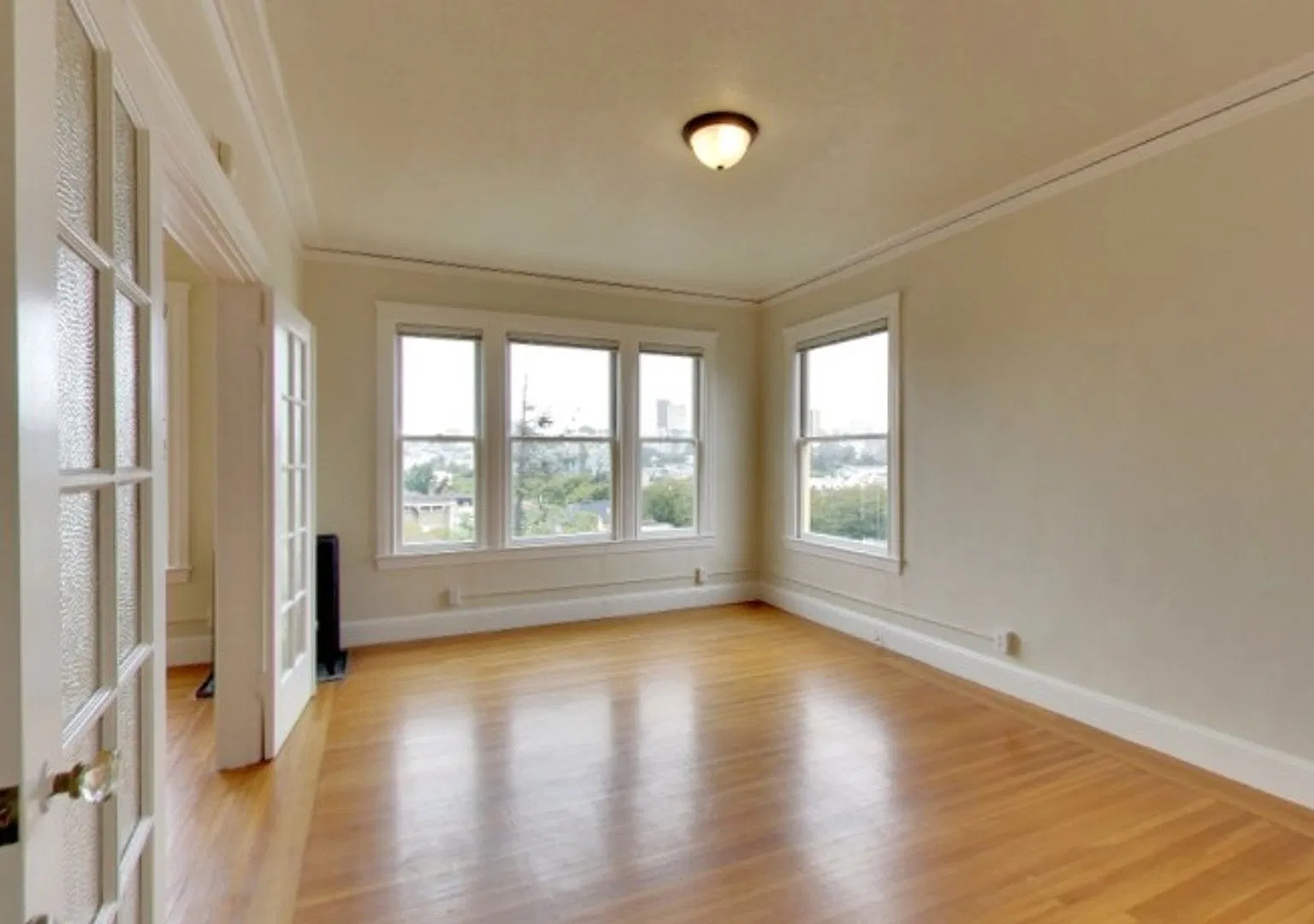 830 Hayes Street — Photo 2