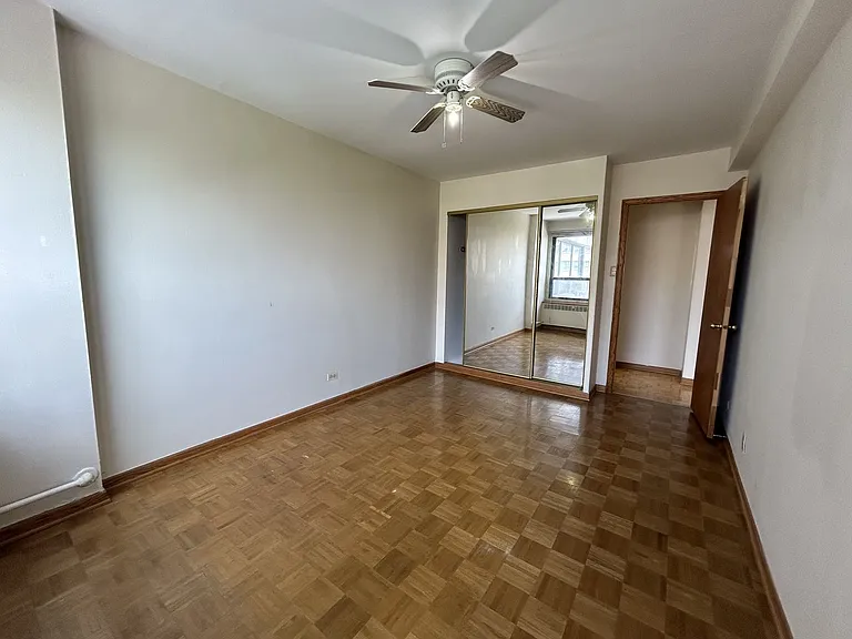 4180 Marine Terrace Apartments — Photo 77