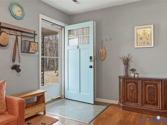 3rd image of 10256 Patterson Ln