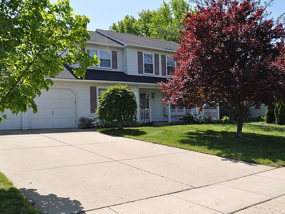 Large 2-car garage