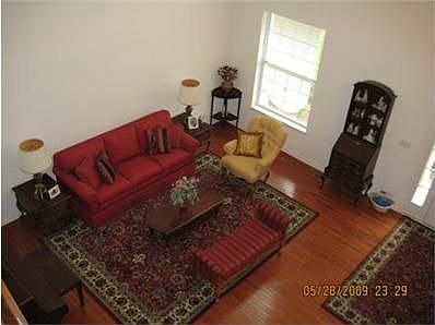 4th image of 1232 Beverly Dr
