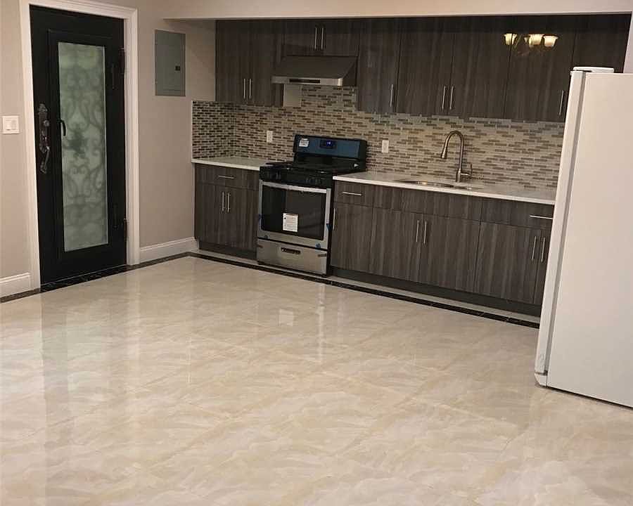 1st image of 5843 255th St Unit 1