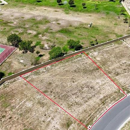 4th image of 4817 Town Lake Dr