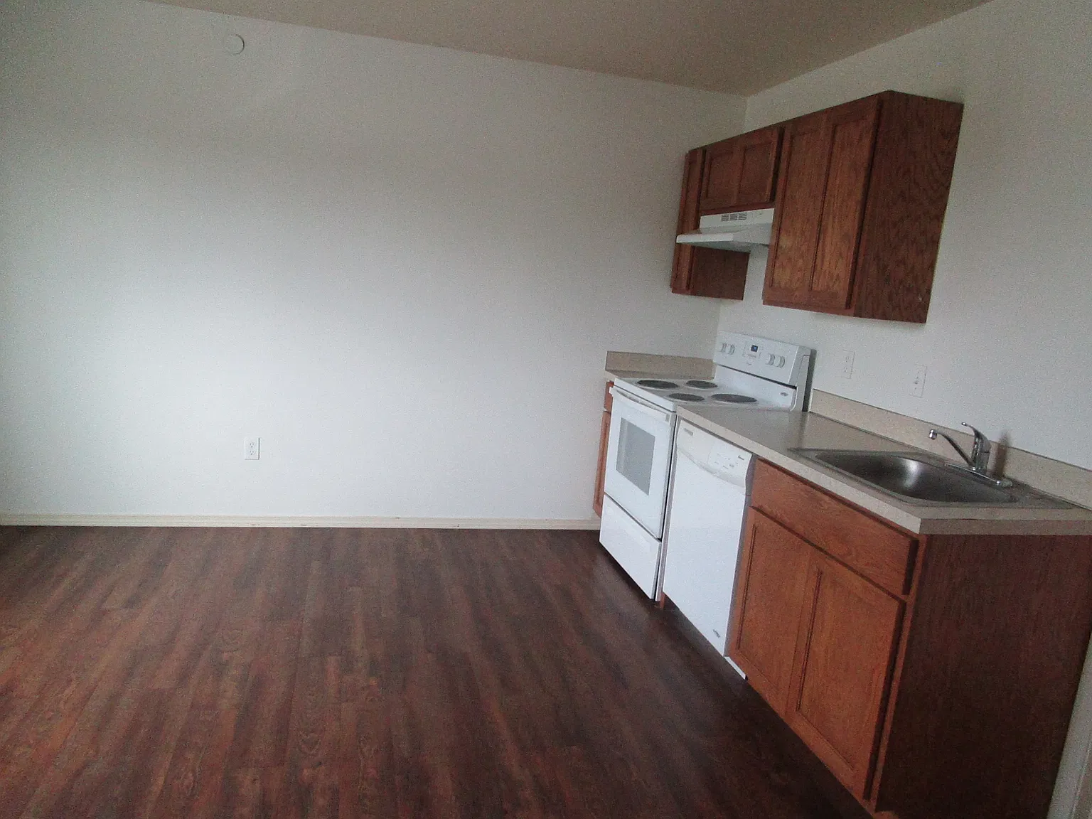 Studio, 310 sqft, $800 — Photo 3