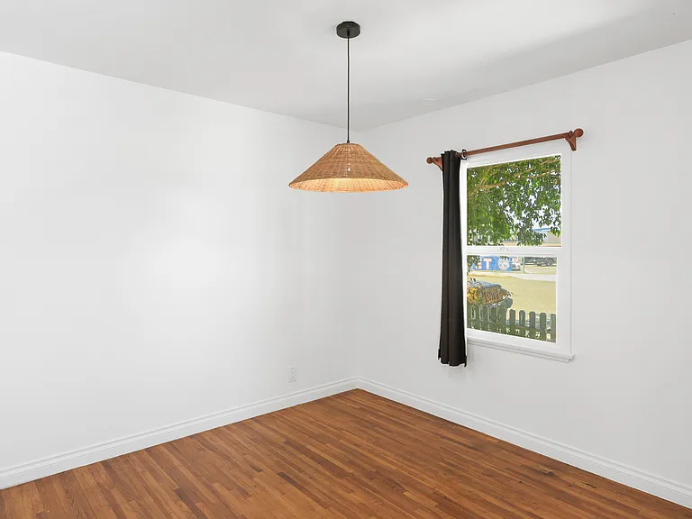 304 S Greengrove Dr — Photo 14