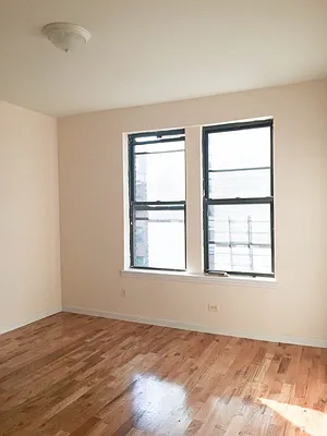 Rented by Bohemia Realty Group | media 29