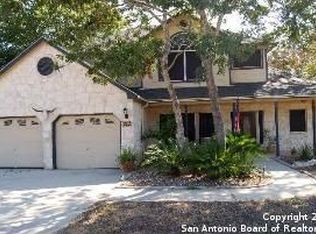 239 Whispering Oaks Dr, Adkins, TX 78101