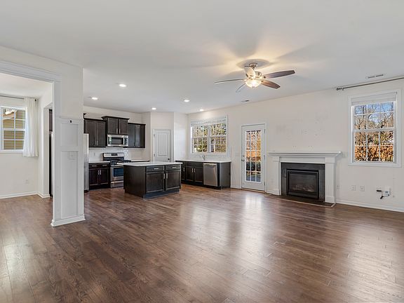 Kirthen and living area