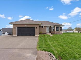 120 Alouette St, Memramcook, NB E4K 1Z6