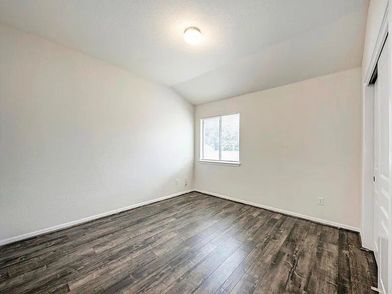 920 Great Sand Dunes Ave — Photo 36