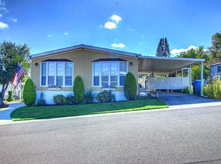 8401 Old Stage Rd, Central Point, OR 97502