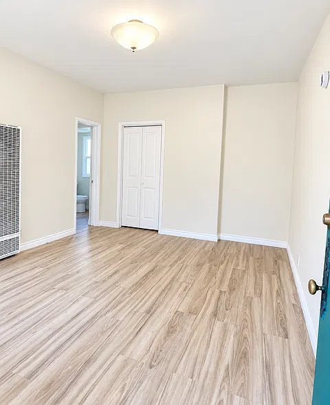 Studio, 450 sqft, $1,700 — Photo 4