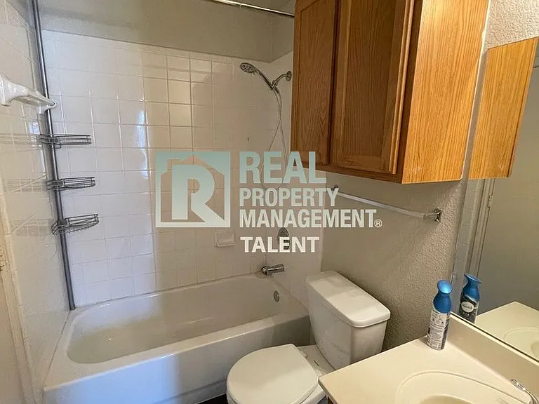5712 Redstone Dr #A — Photo 2