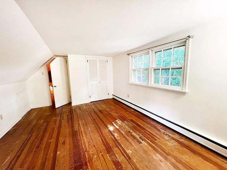 51 Elfman Dr — Photo 26