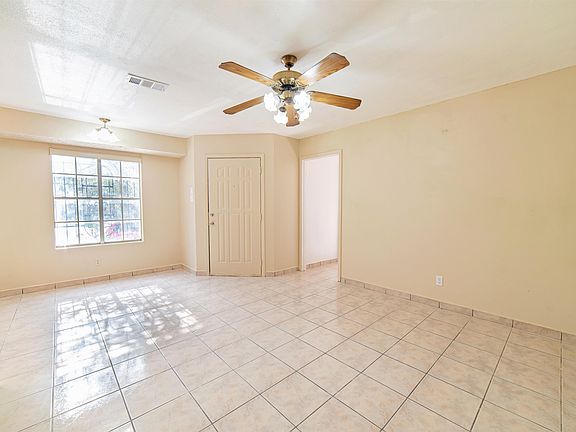 3rd image of 304 Rancho Viejo Dr