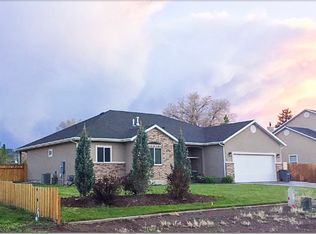 64 E Center St, Annabella, UT 84711