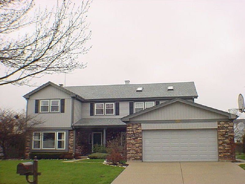 1st image of 1918 N Derbyshire Ln