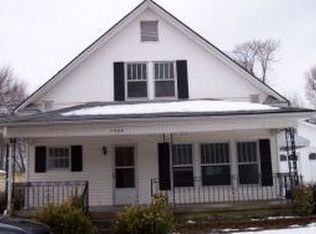 1028 Hamilton St, Seneca, MO 64865