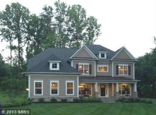 12315 Westwood Hills Dr, Oak Hill, VA 20171