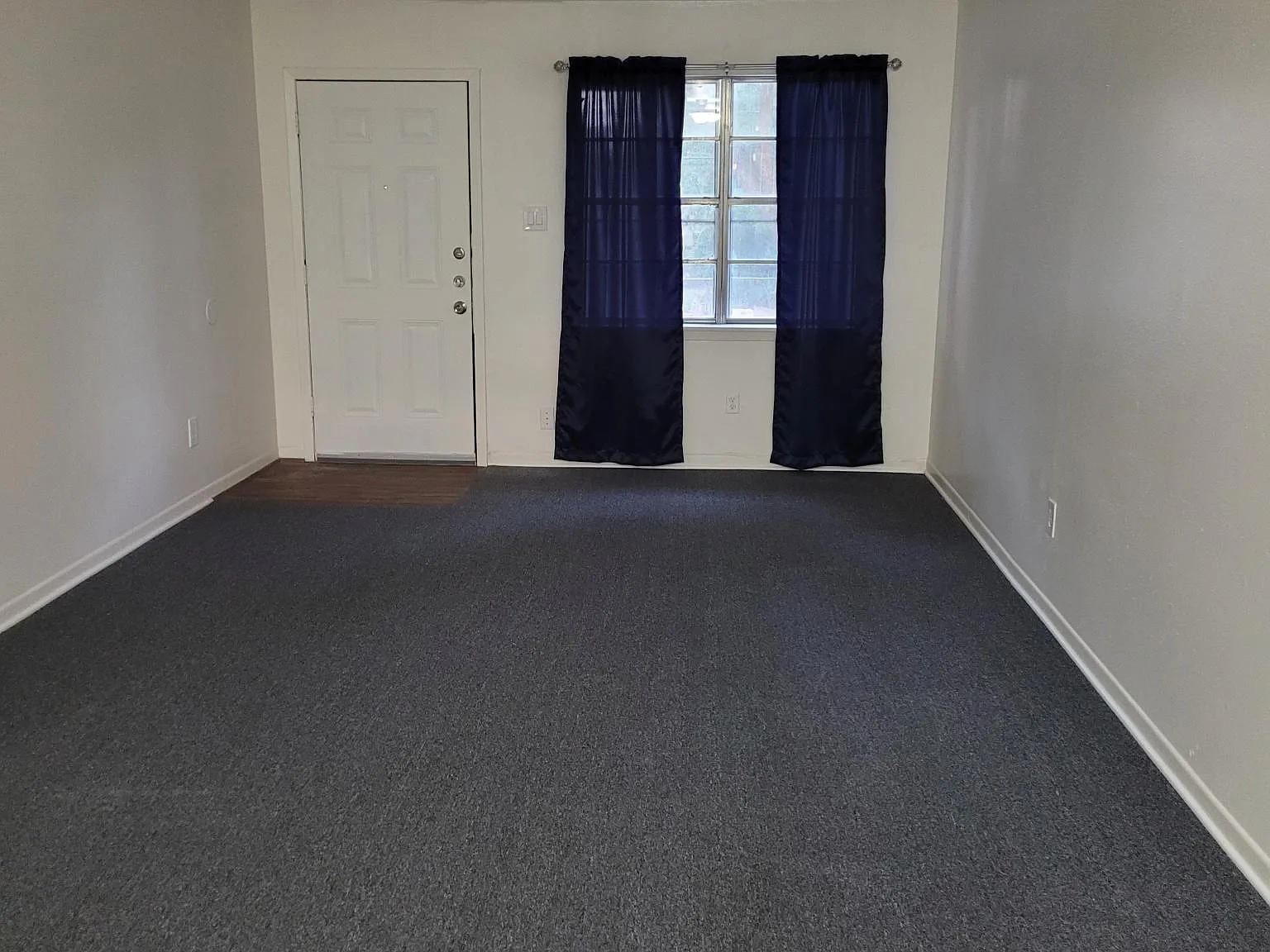 9205 Allwood St — Photo 2