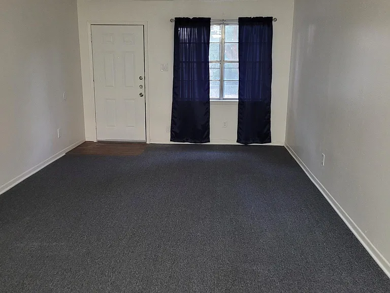 9205 Allwood St #A — Photo 2